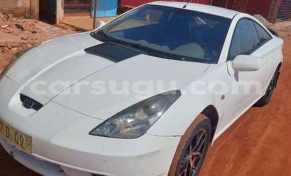 Acheter Occasion Voiture Toyota Celica Blanc à Ouagadougou, Burkina-Faso