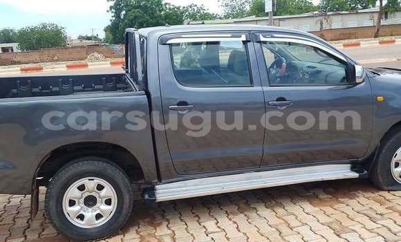 Acheter Occasion Voiture Toyota Hilux Gris à Ouagadougou, Burkina-Faso Acheter Occasion Voiture Toyota Hilux Gris à Ouagadougou, Burkina-Faso