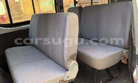 Acheter Occasion Voiture Toyota Hiace Gris à Ouagadougou, Burkina-Faso Acheter Occasion Voiture Toyota Hiace Gris à Ouagadougou, Burkina-Faso