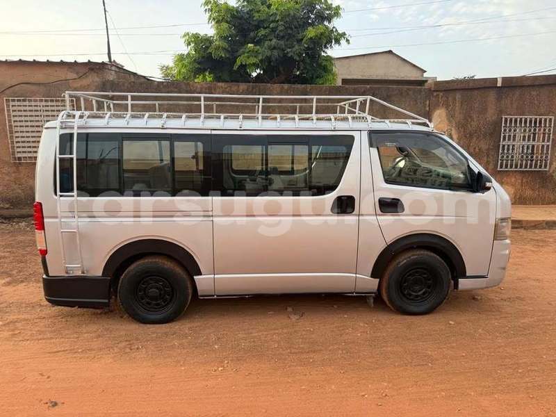 Big with watermark toyota hiace burkina faso ouagadougou 12132
