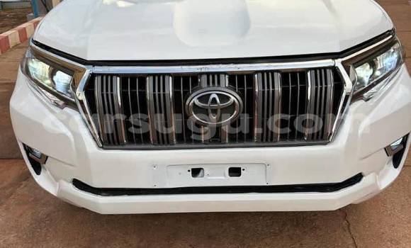 Acheter Occasion Voiture Toyota Prado Blanc à Ouagadougou, Burkina-Faso