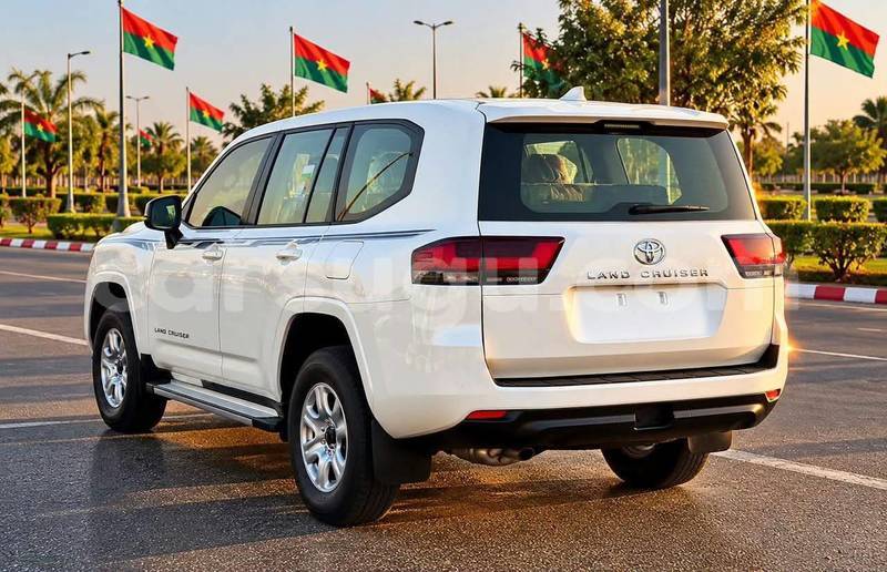Big with watermark toyota land cruiser burkina faso ouagadougou 12162
