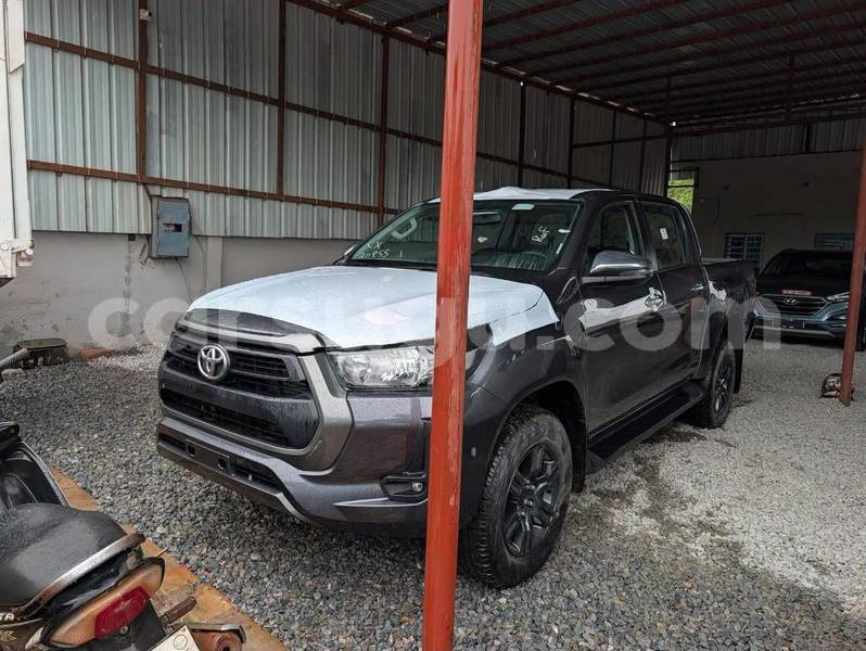 Big with watermark toyota hilux burkina faso ouagadougou 12166