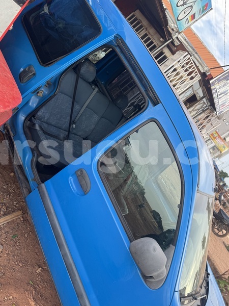 Big with watermark renault kangoo burkina faso ouagadougou 12170