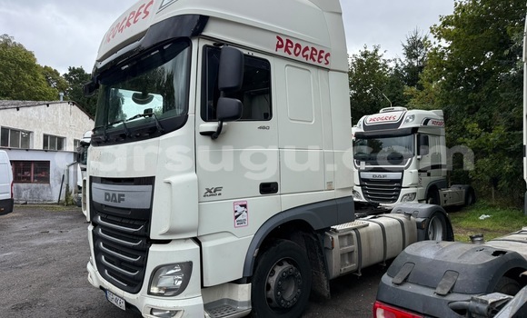 Acheter Import Utilitaire DAF CF Rouge à Ouagadougou, Burkina-Faso Acheter Import Utilitaire DAF CF Rouge à Ouagadougou, Burkina-Faso