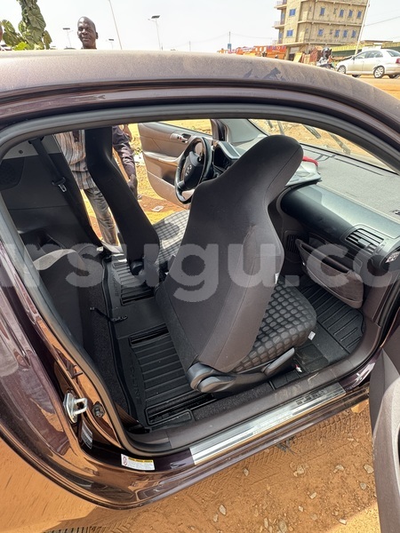 Big with watermark toyota iq burkina faso ouagadougou 12189