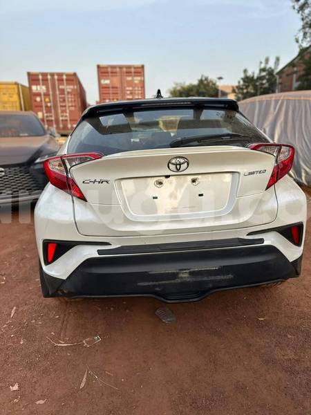 Big with watermark toyota c hr burkina faso ouagadougou 12201