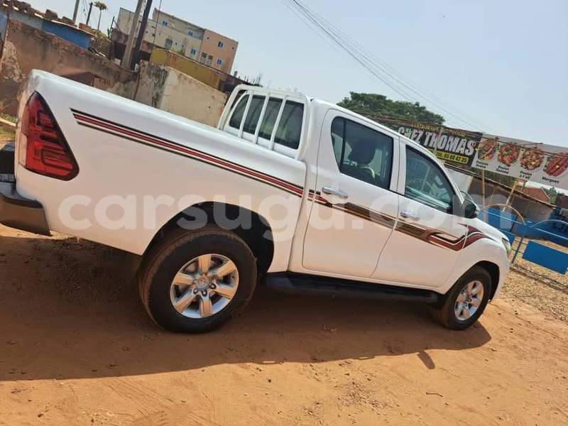 Big with watermark toyota hilux burkina faso ouagadougou 12203