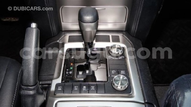 Big with watermark d27094cb 6e2b 4359 8707 659af3bb81da