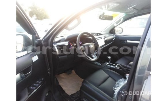 Acheter Import Voiture Toyota Hilux Other à Import - Dubai, Burkina-Faso Acheter Import Voiture Toyota Hilux Other à Import - Dubai, Burkina-Faso