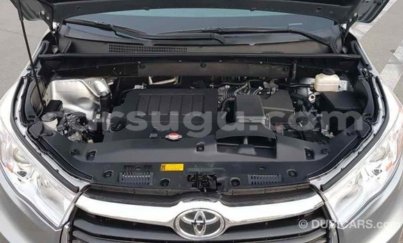 Acheter Import Voiture Toyota Highlander Other à Import - Dubai, Burkina-Faso Acheter Import Voiture Toyota Highlander Other à Import - Dubai, Burkina-Faso