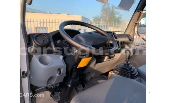 Acheter Import Utilitaire Hino 300 Series Other à Import - Dubai, Burkina-Faso