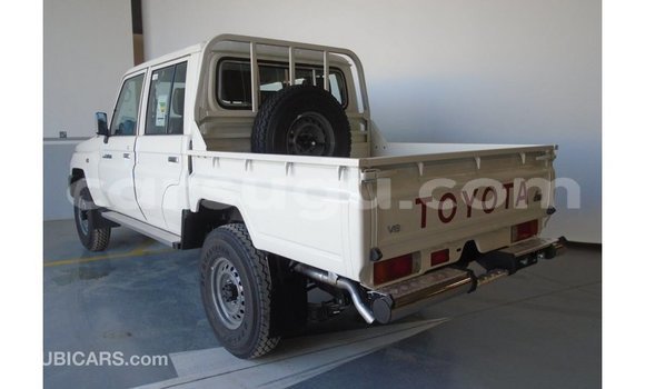 Acheter Import Voiture Toyota Land Cruiser Other à Import - Dubai, Burkina-Faso Acheter Import Voiture Toyota Land Cruiser Other à Import - Dubai, Burkina-Faso