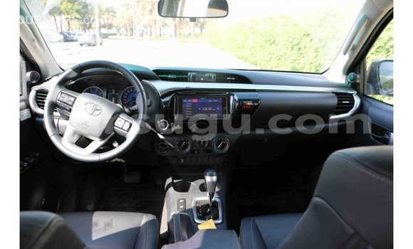 Sayi Imported Toyota Hilux Other Mota in Import - Dubai a Burkina Faso Sayi Imported Toyota Hilux Other Mota in Import - Dubai a Burkina Faso