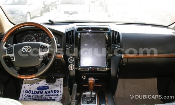 Sayi Imported Toyota Land Cruiser Other Mota in Import - Dubai a Burkina Faso Sayi Imported Toyota Land Cruiser Other Mota in Import - Dubai a Burkina Faso