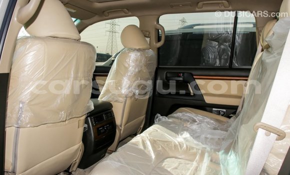 Sayi Imported Toyota Land Cruiser Other Mota in Import - Dubai a Burkina Faso Sayi Imported Toyota Land Cruiser Other Mota in Import - Dubai a Burkina Faso