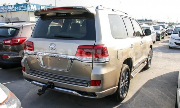 Sayi Imported Toyota Land Cruiser Other Mota in Import - Dubai a Burkina Faso Sayi Imported Toyota Land Cruiser Other Mota in Import - Dubai a Burkina Faso
